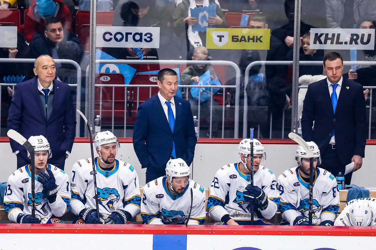 Андрей Назаров высказался о провальных выступлениях «Барыса» в текущем сезоне