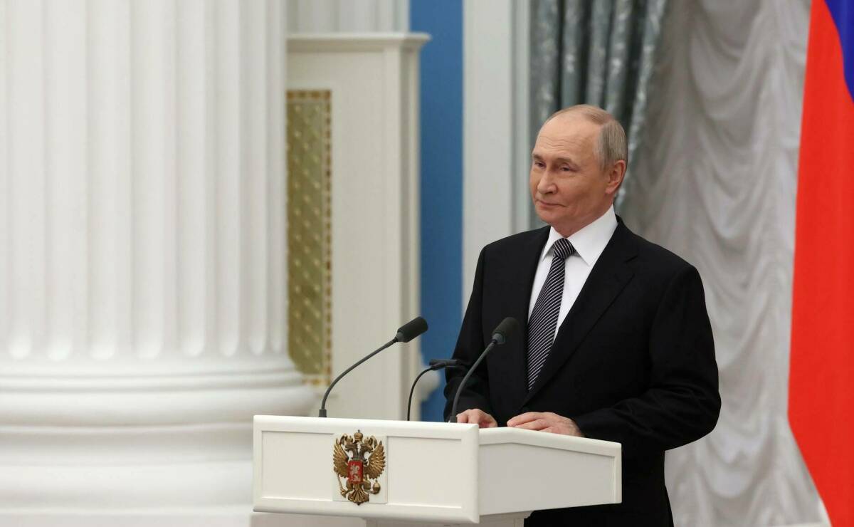 Путин поздравил мусульман РФ с Ураза-байрамом