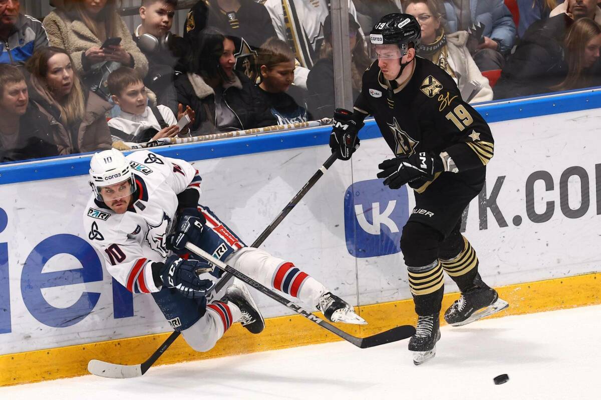 «Нефтехимик» сыграет с «Адмиралом» в заключительном матче дальневосточной серии