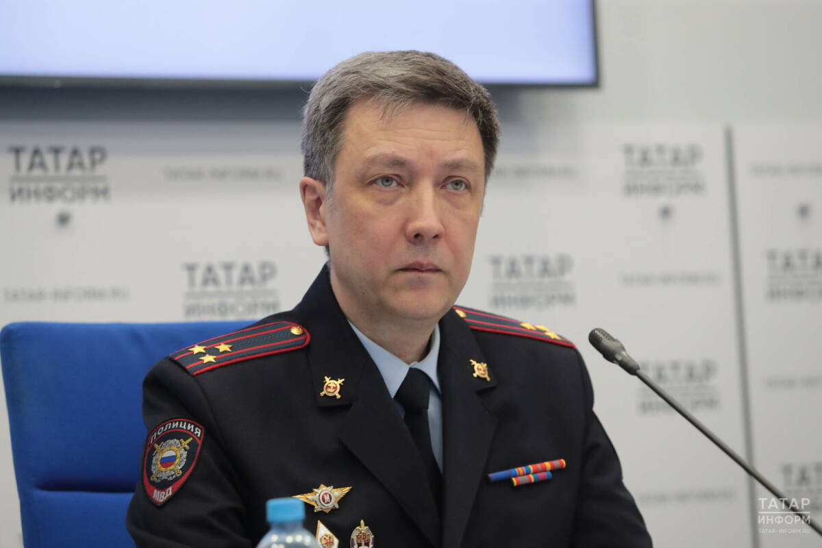 С 1 мая нелегальных мигрантов лишат водительских прав и права оформлять детей в школы