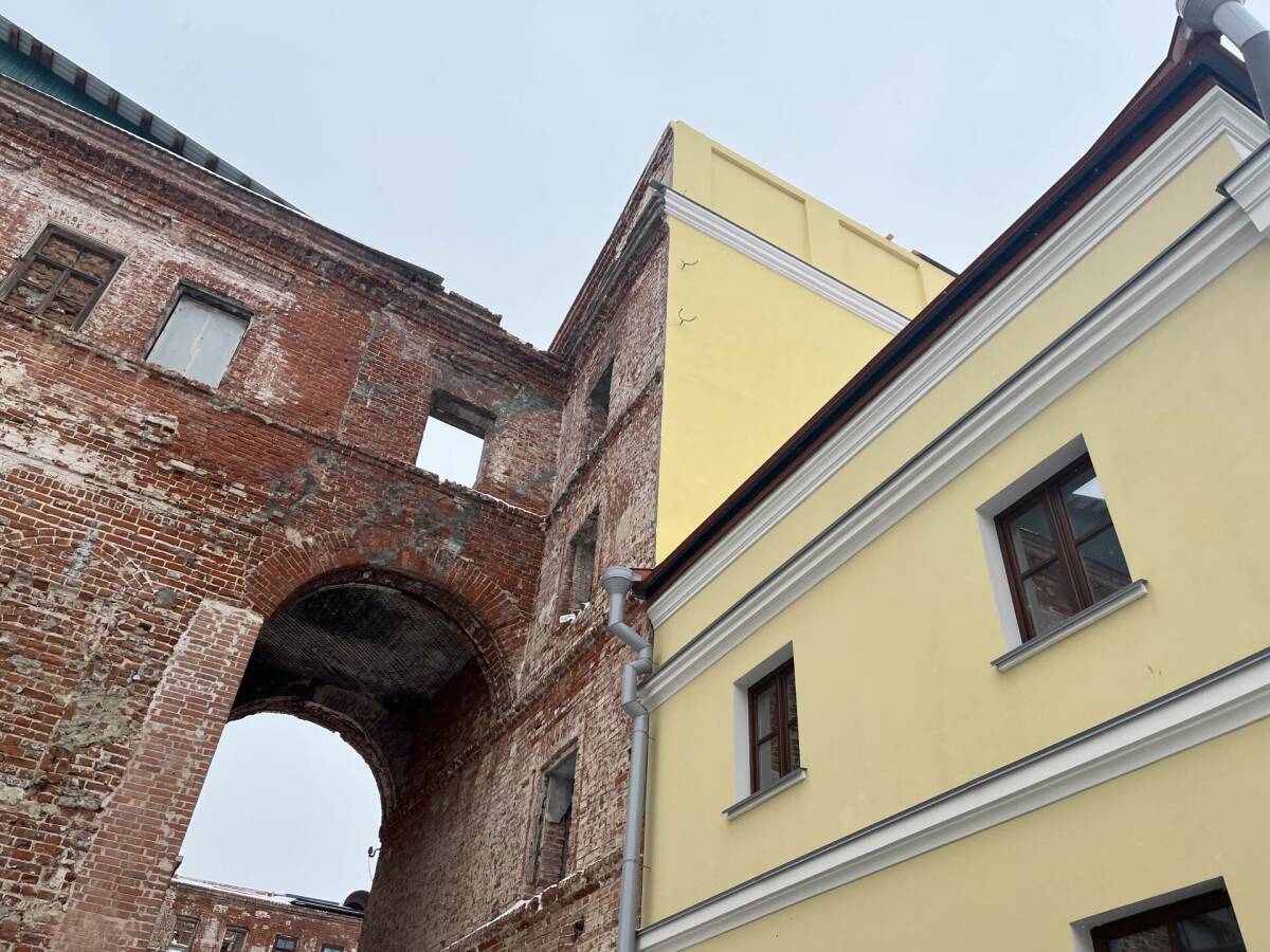 Комитет по охране ОКН показал, как проходит реставрация квартала Дворянского собрания