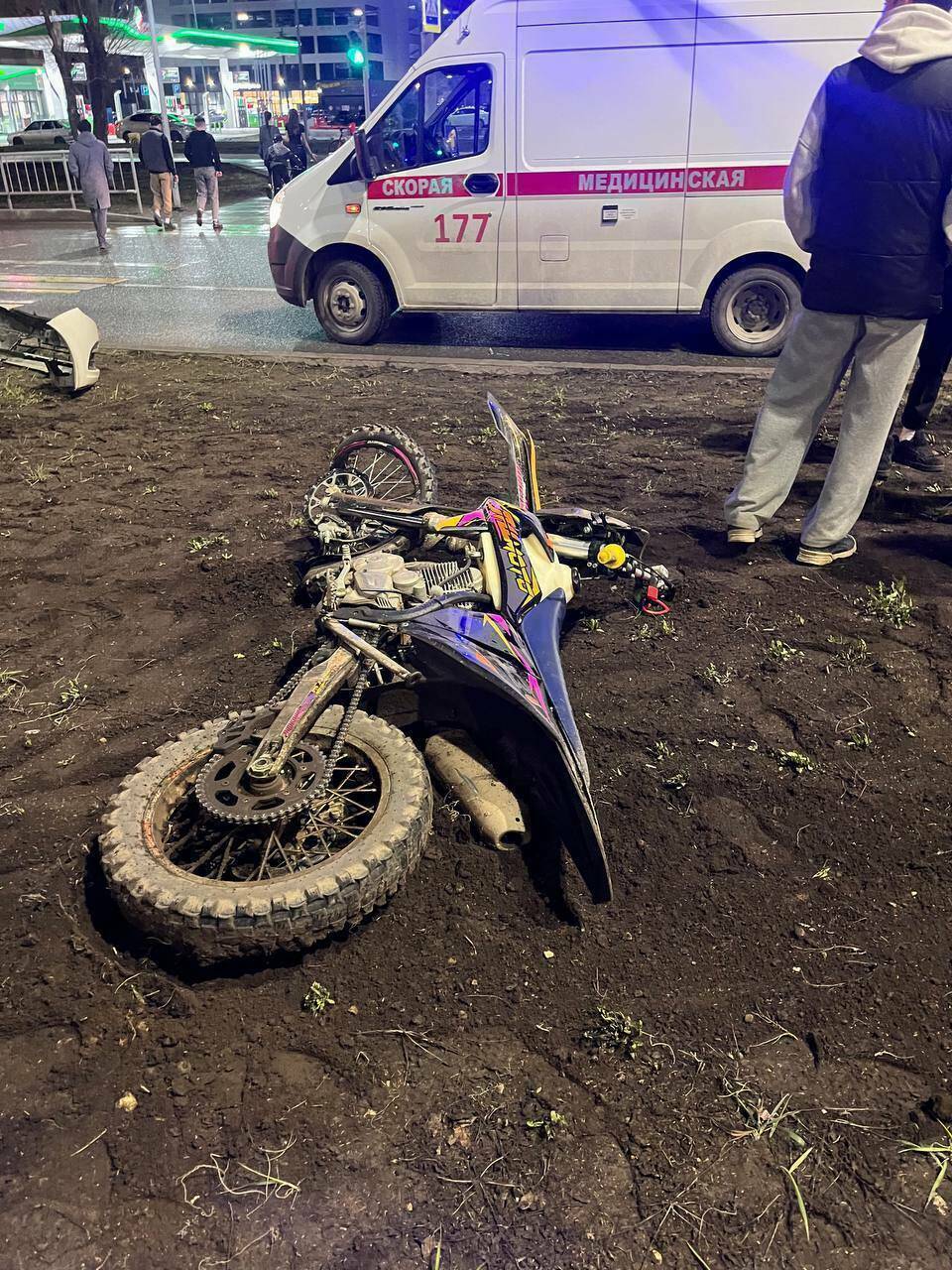Появились подробности ДТП с питбайкером и пассажиркой, попавшими в больницу в Челнах