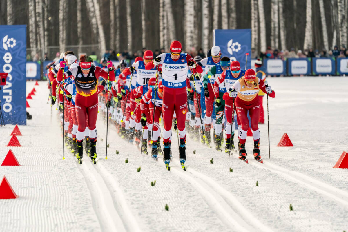 FIS не будет обсуждать возвращение россиян к международным выступлениям в апреле