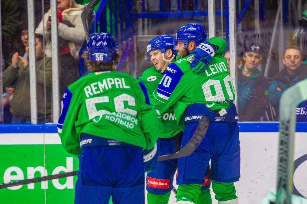 Восток зажигает: «Салават» разбил «Спартак», а «Авангард» - «Локо». Обзор плей-офф КХЛ