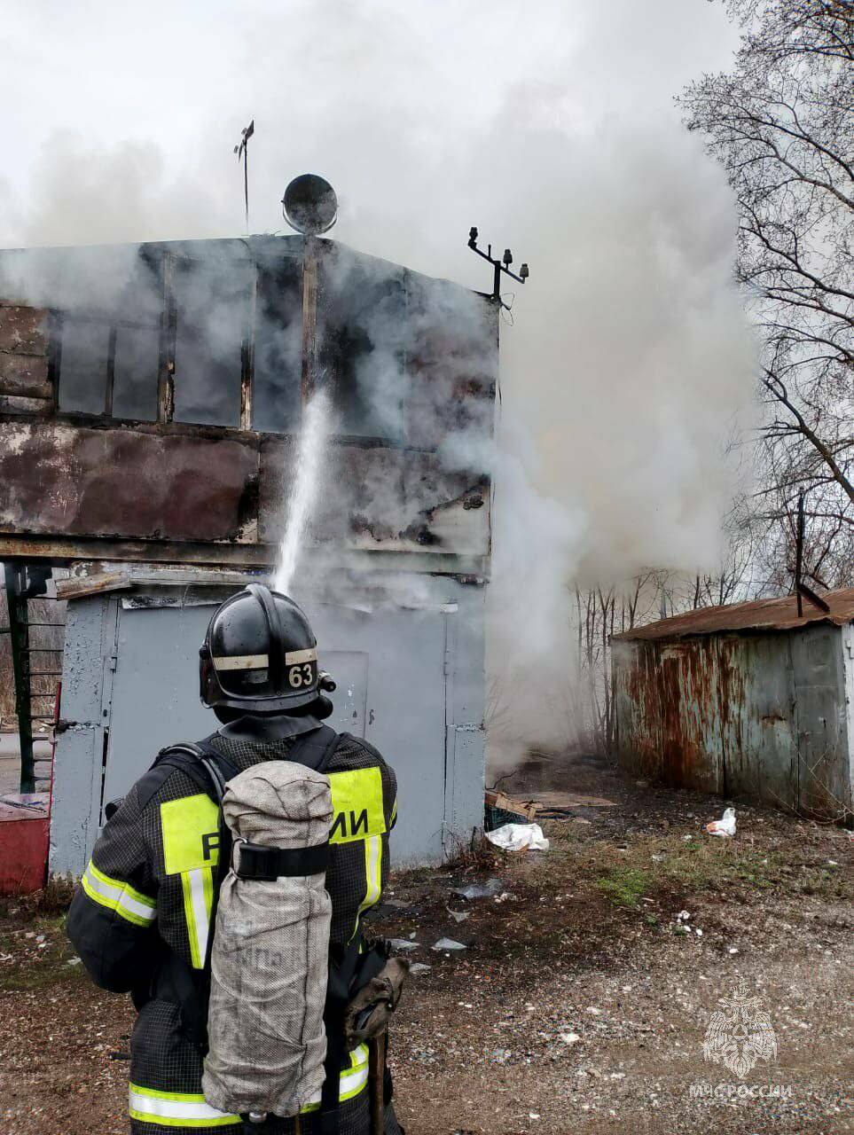 На пожаре в будке охранника в Нижнекамске погиб мужчина