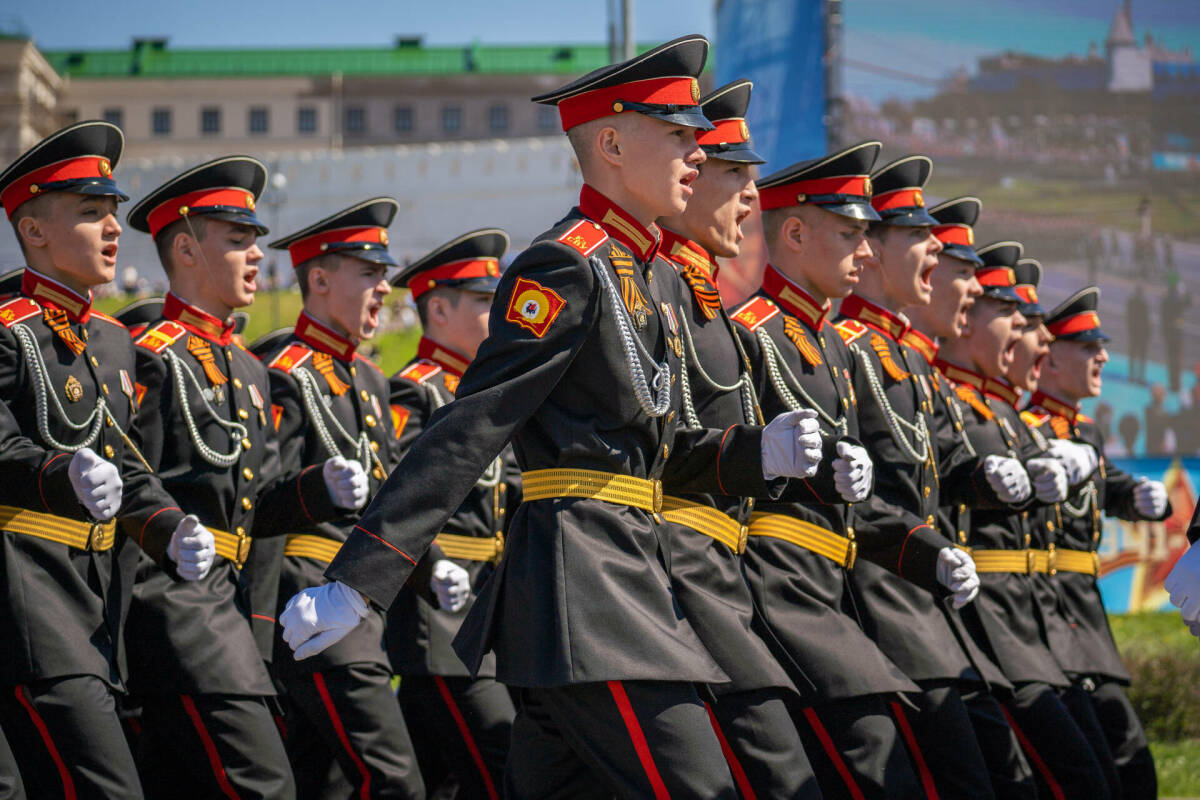 Внучка нациста угрожает: глава ЕС запрещает европолитикам ехать в Москву на 9 Мая