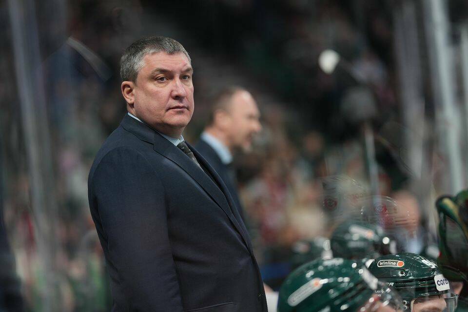 Анвар Гатиятулин объяснил причины поражения в третьем матче с московским «Динамо»