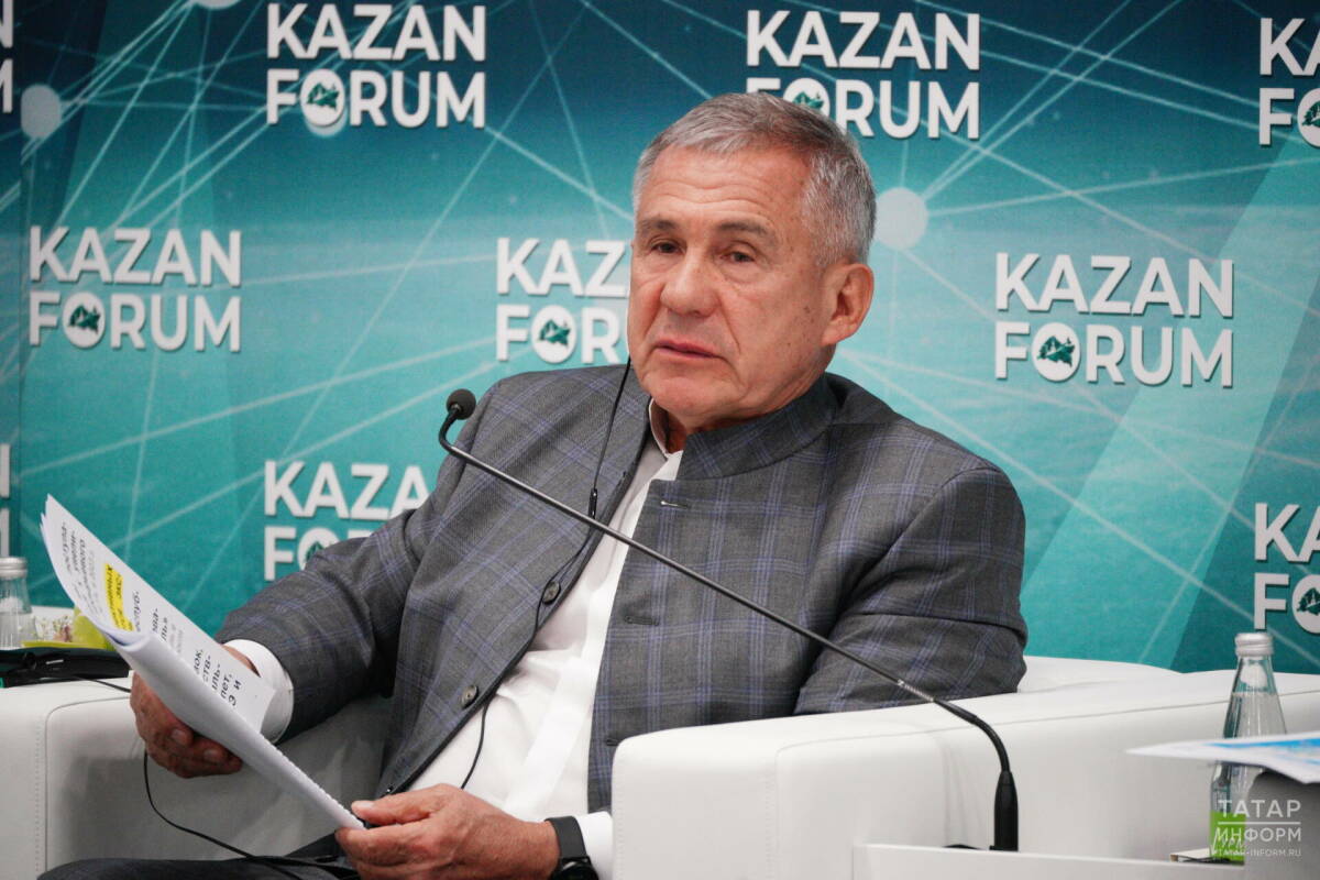 Минниханов: Участие в KazanForum подтвердили представители 74 стран и 61 региона России