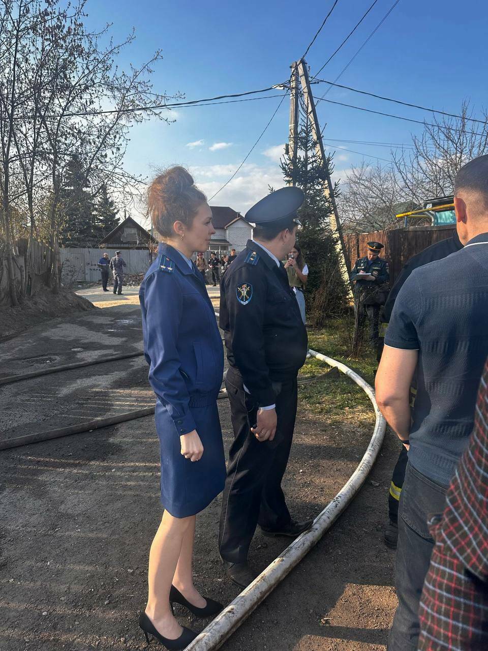 Прокуратура выясняет причины масштабного пожара в казанском поселке Аметьево