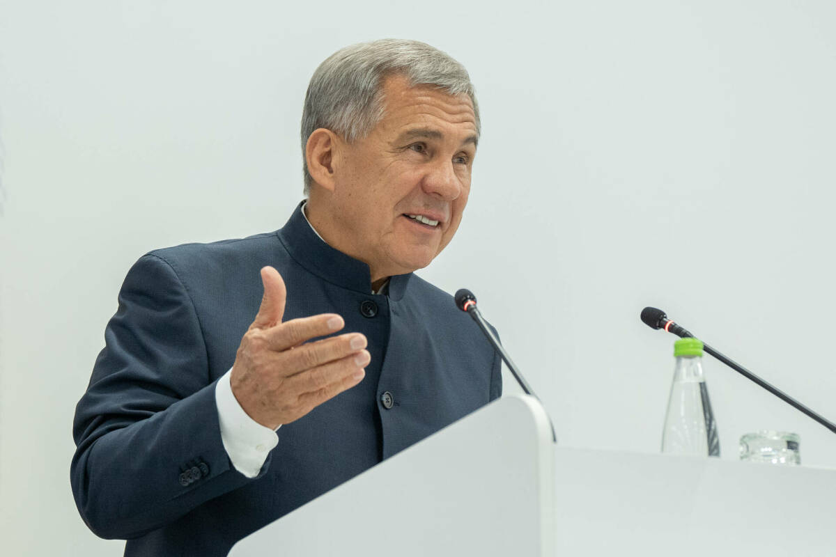 Минниханов поздравил татарстанцев с Пасхой, подчеркнув значимость духовных ценностей