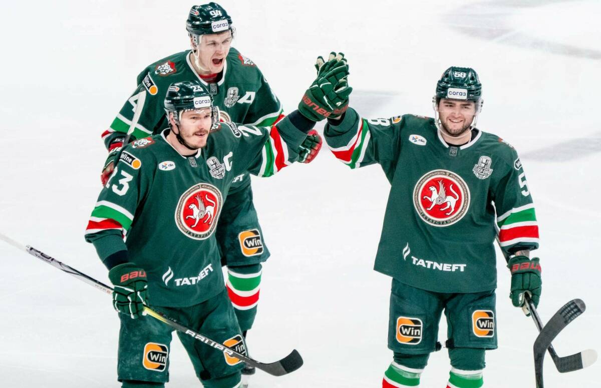 Эффект нижних звеньев и травма Аликина: как «Ак Барс» разгромил «Авто» в четвертом матче