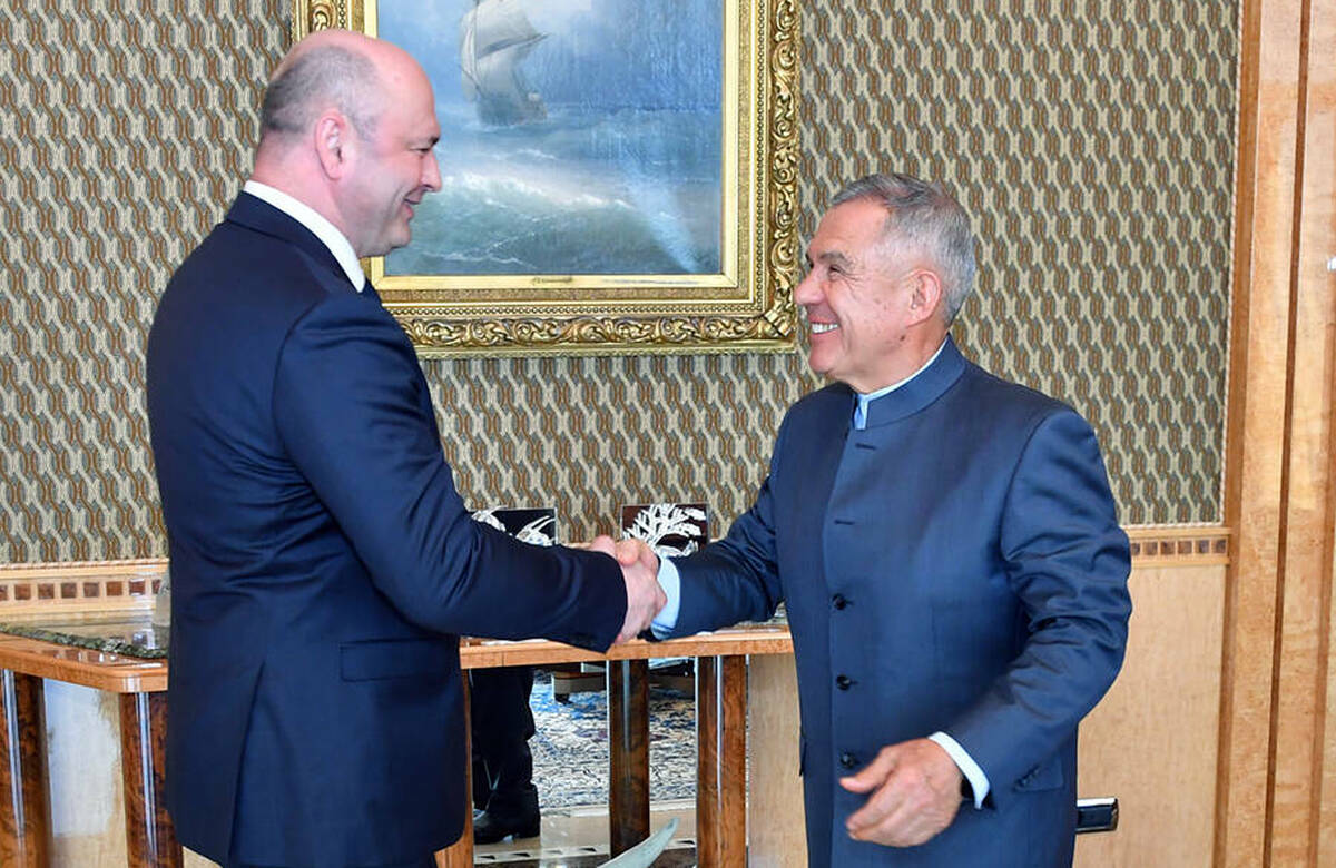 Рустам Минниханов встретился с послом Белоруссии в РФ Александром Рогожником