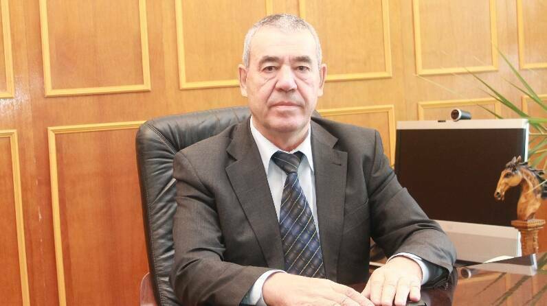 Габдулахат Хакимов официально покинул пост главы Атнинского района