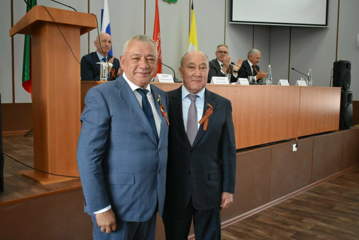 Экс-глава Спасского района Фаргат Мухаметов награжден Орденом «Дуслык»