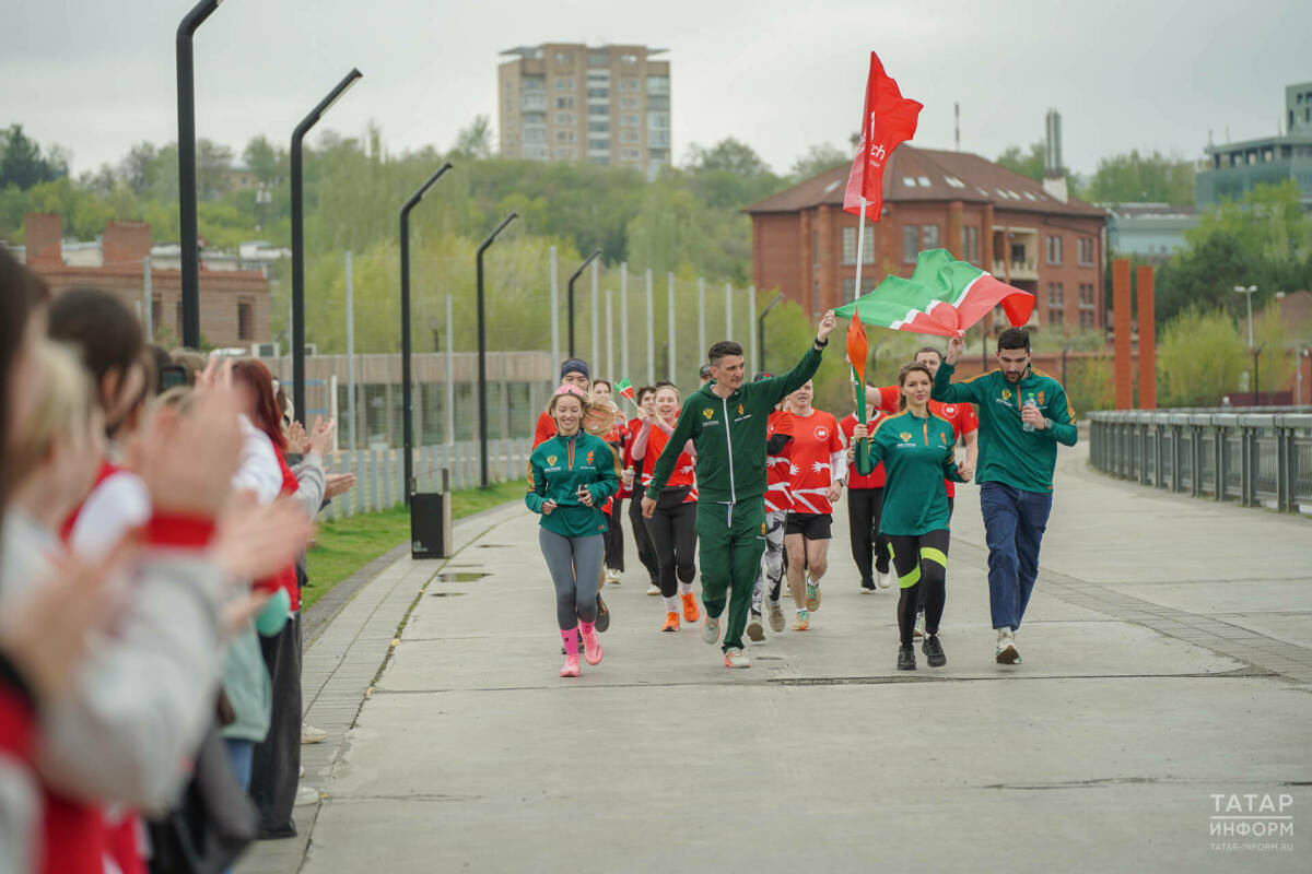 «Они спасают от смерти»: в Казани эстафетой привлекали доноров костного мозга
