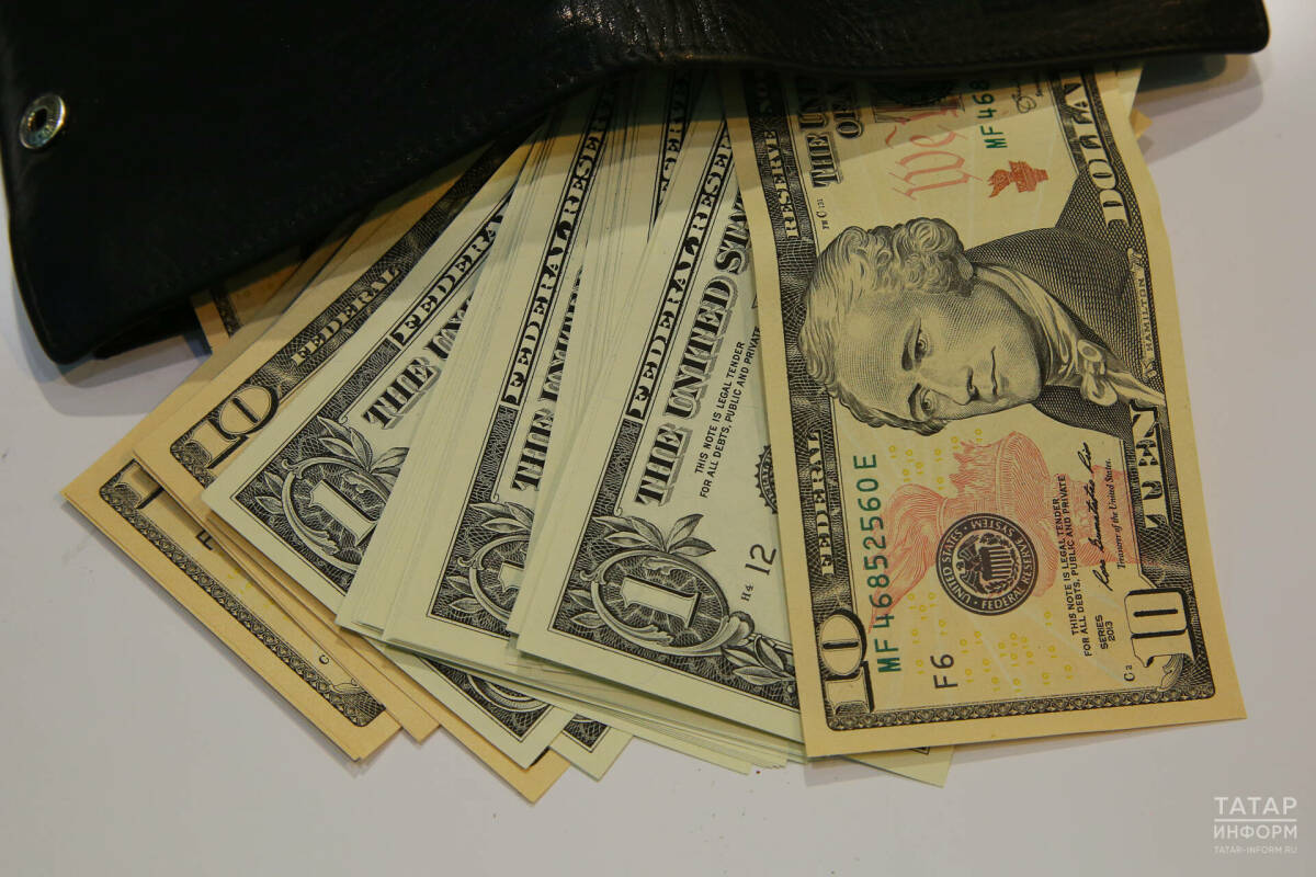 Финансовый аналитик оценил перспективы структурного обвала доллара