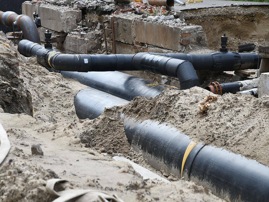 В Казани временно ограничат движение транспорта на улице Айдарова из-за ремонта тепловода