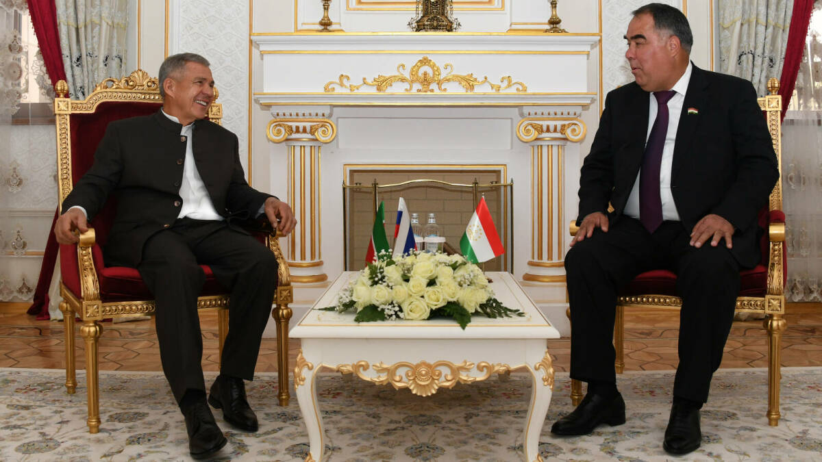 Минниханов обсудил с Ахмадзодой сотрудничество Татарстана и Согдийской области