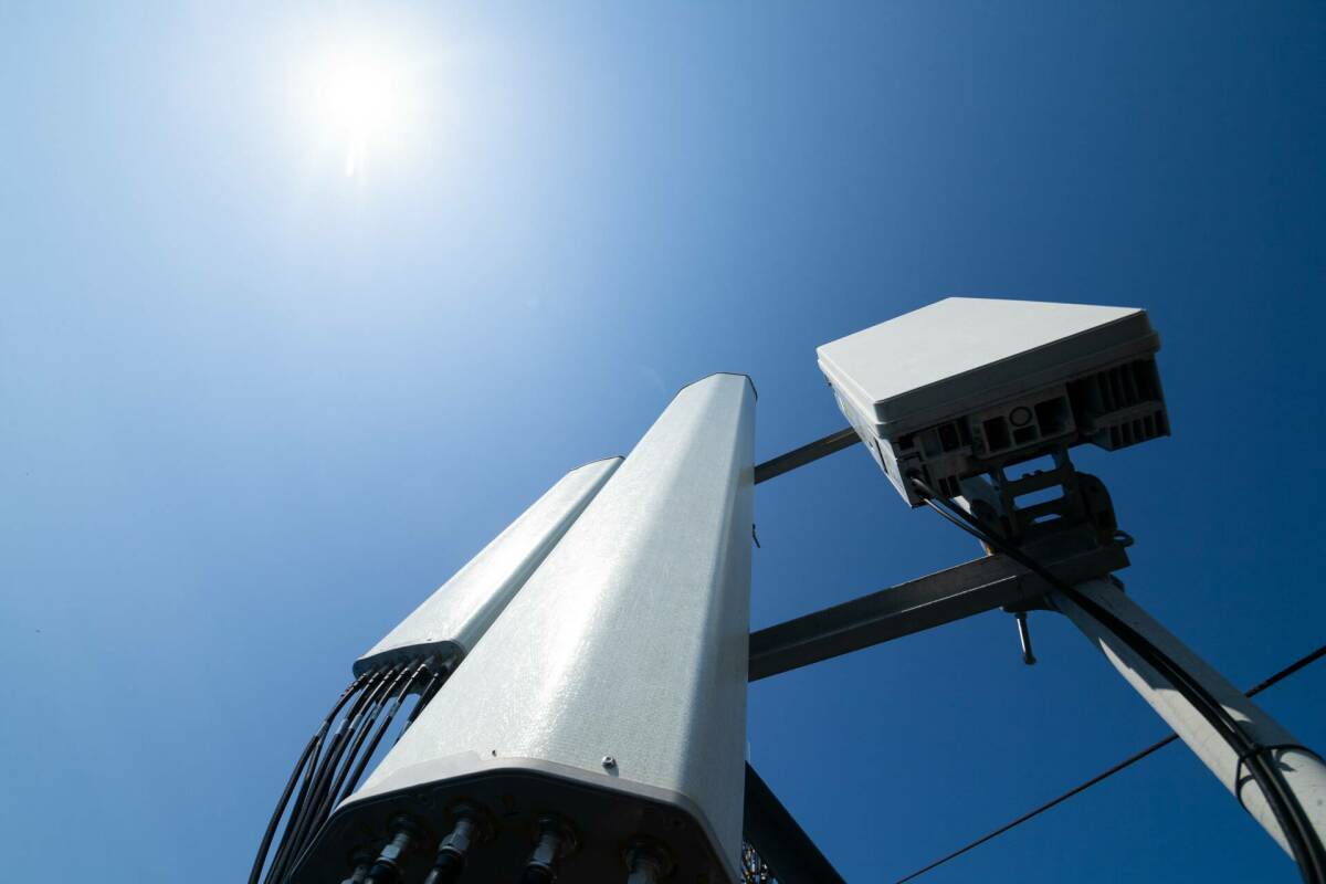 Перед началом дачного сезона на трассах и в поселках укрепили сеть 4G