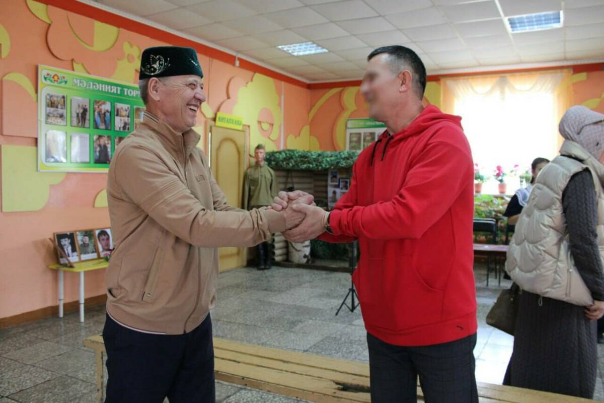 Добрый из артиллерии: боец СВО встретился с сельчанами в Заинском районе