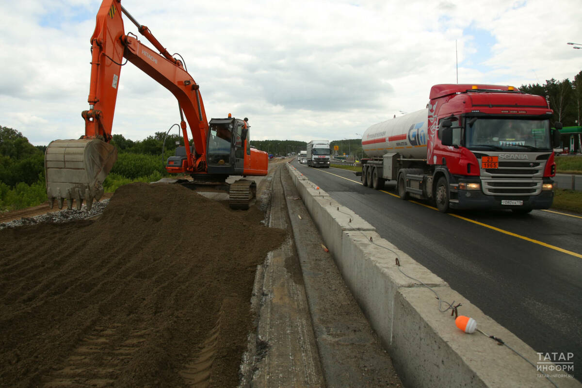 Разрушенные при строительстве крупных объектов 616 км дорог восстановят в РТ