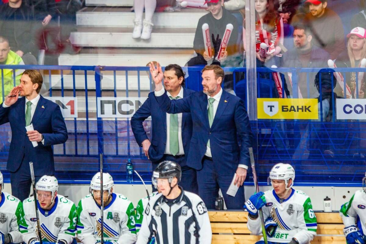 «Не хочу заголовки, что я кого-то виню». Козлов прокомментировал спорный эпизод матча