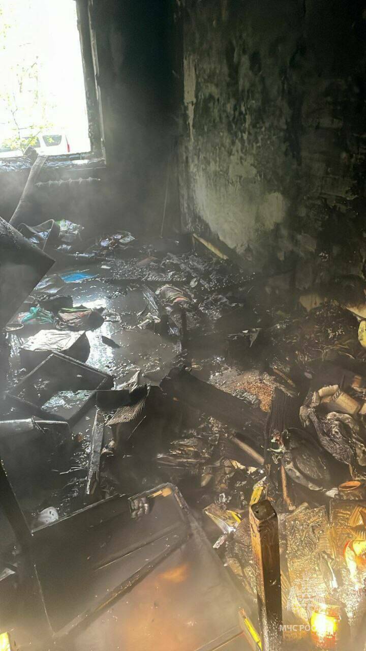 Загоревшаяся зарядка от телефона едва не стоила жизни жительнице Челнов