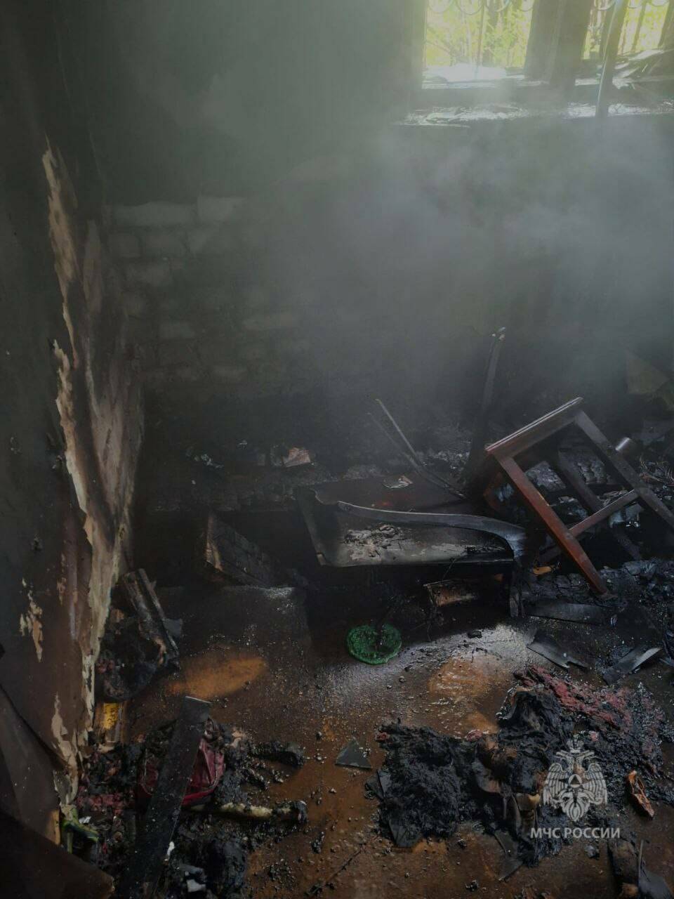 В Казани на пожаре погиб бездомный из-за неосторожности с огнем