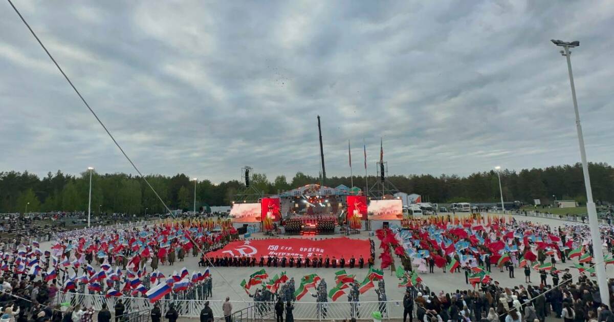 «Это нужно живым»: Магдеев подвел итоги празднования Дня Победы в Набережных Челнах