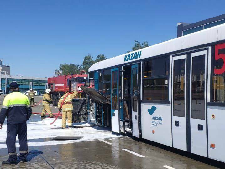 Транспортная прокуратура начала проверку после задымления автобуса в аэропорту Казани