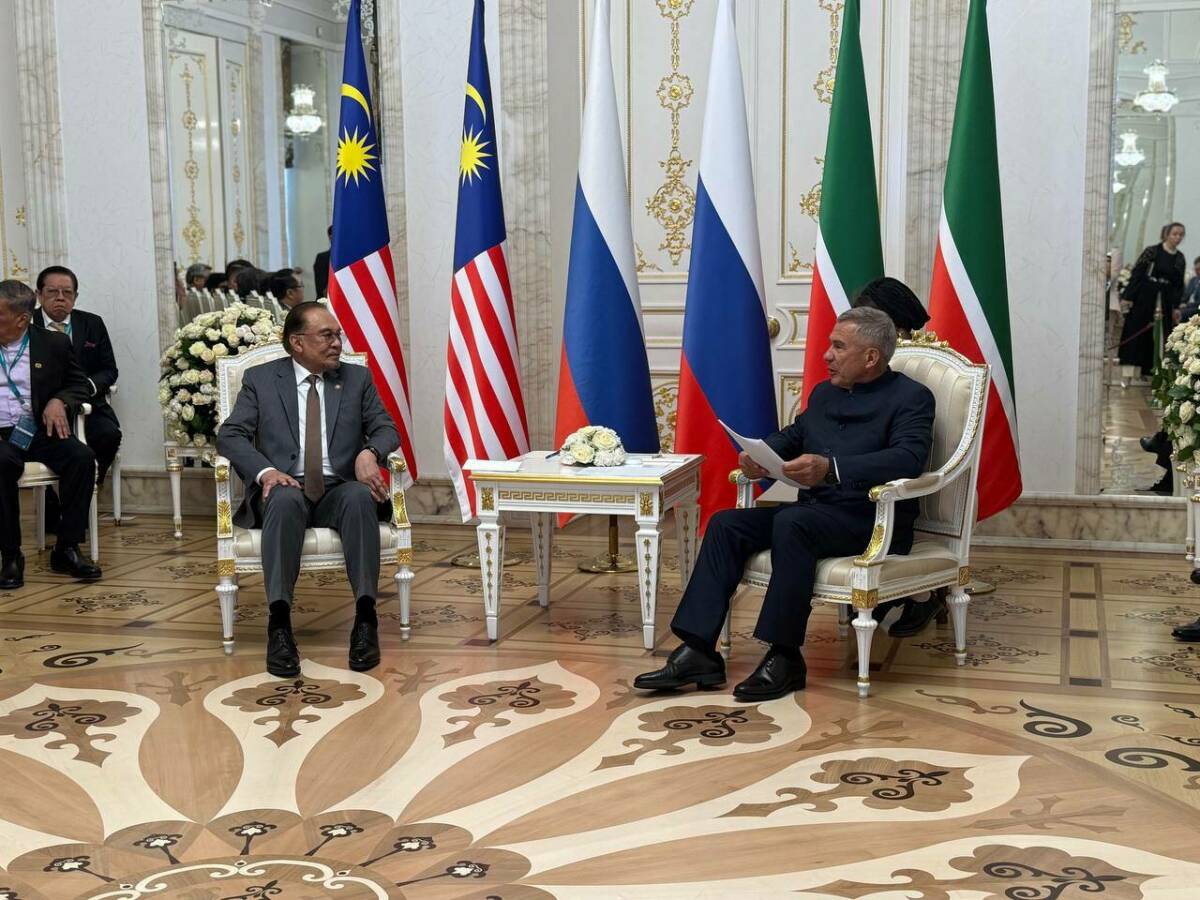 Минниханов начал переговоры с премьер-министром Малайзии в Казанском Кремле
