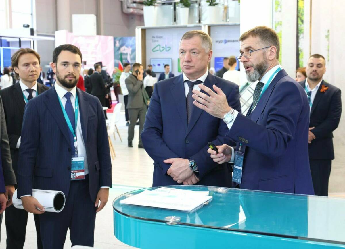 Хуснуллин оценил возможность применения полимерных решений при модернизации ЖКХ