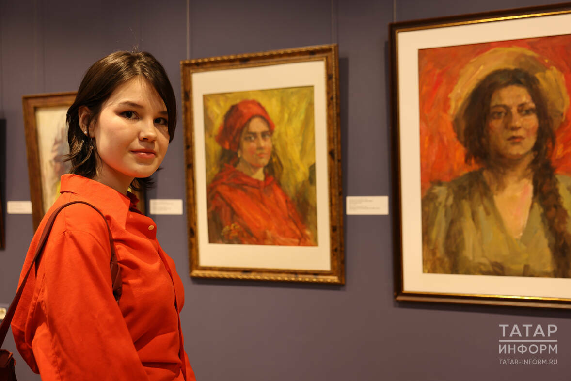 Первым культурным мостом KazanForum стала выставка художника из Вавилона в Кремле Казани
