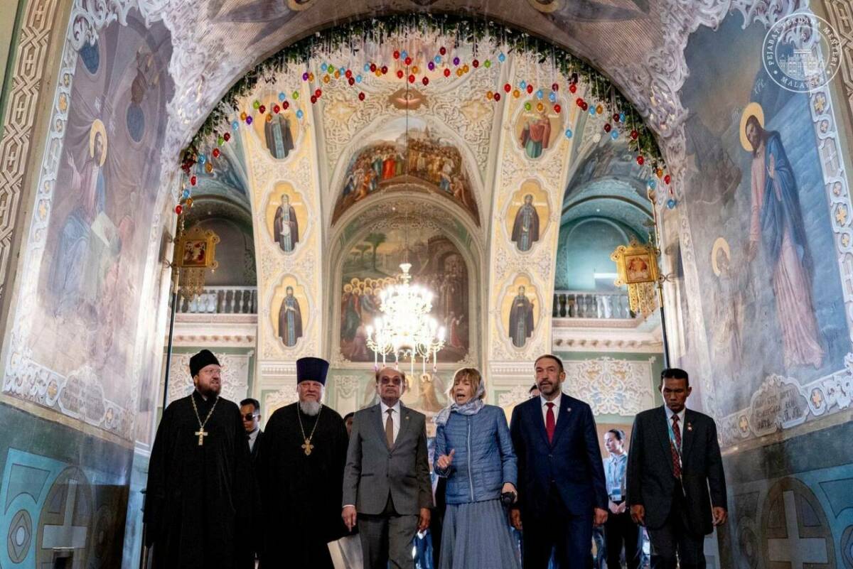 Премьер-министр Малайзии посетил Благовещенский собор Казанского Кремля