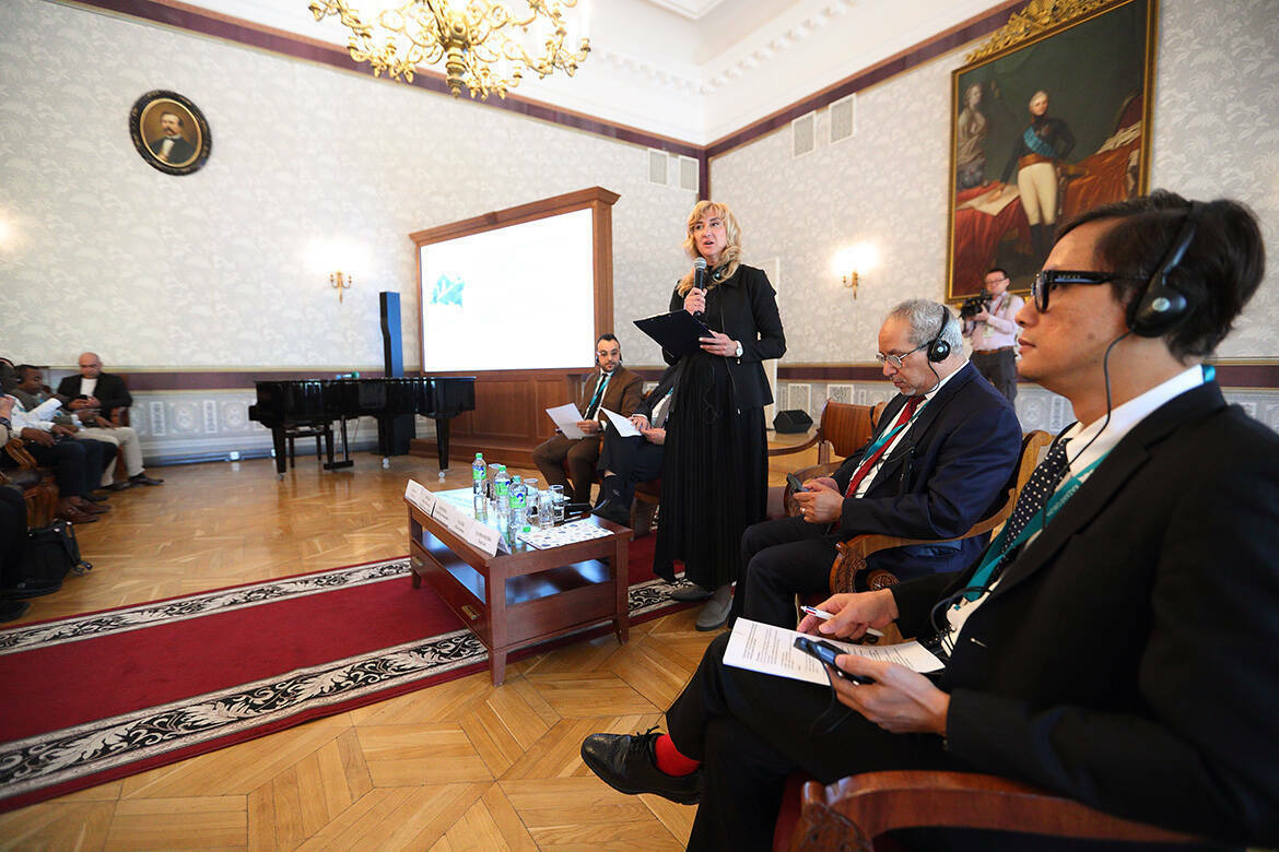 Руководители крупных медиа ОИС встретились со студентами КФУ в рамках KazanForum