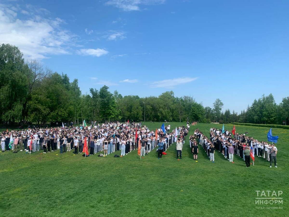 «Мы здоровы – присоединяетесь!»: зарядка со звездами от Казанского медуниверситета