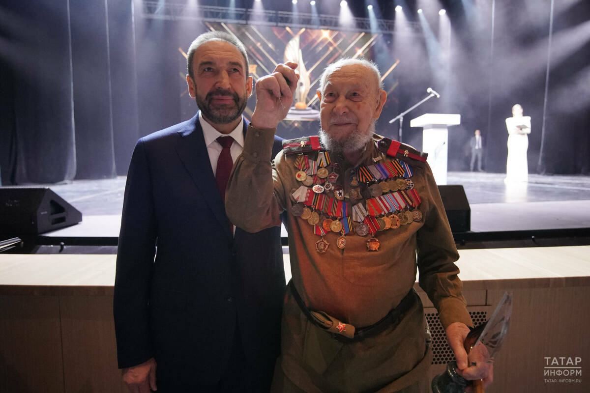 Обладателем гран-при конкурса «Хрустальное перо» стал ветеран Великой Отечественной войны