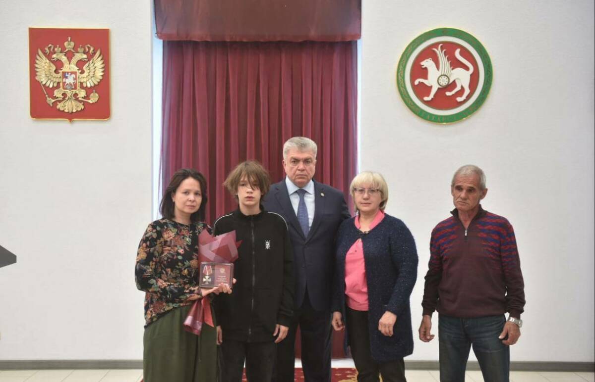 В Набережных Челнах вручили ордена Мужества семьям участников СВО