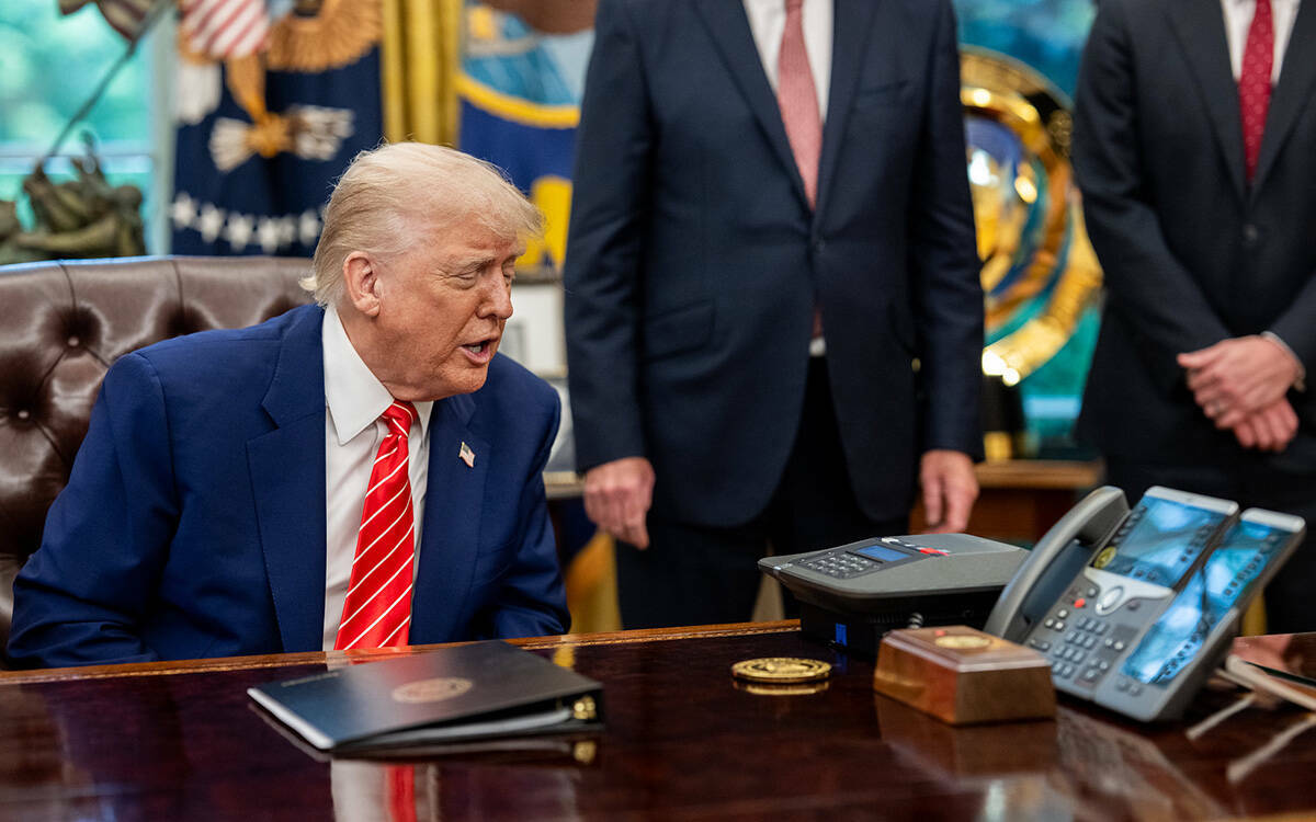 Звонок с намeком на мир: что обсудили Путин и Трамп в двухчасовом разговоре