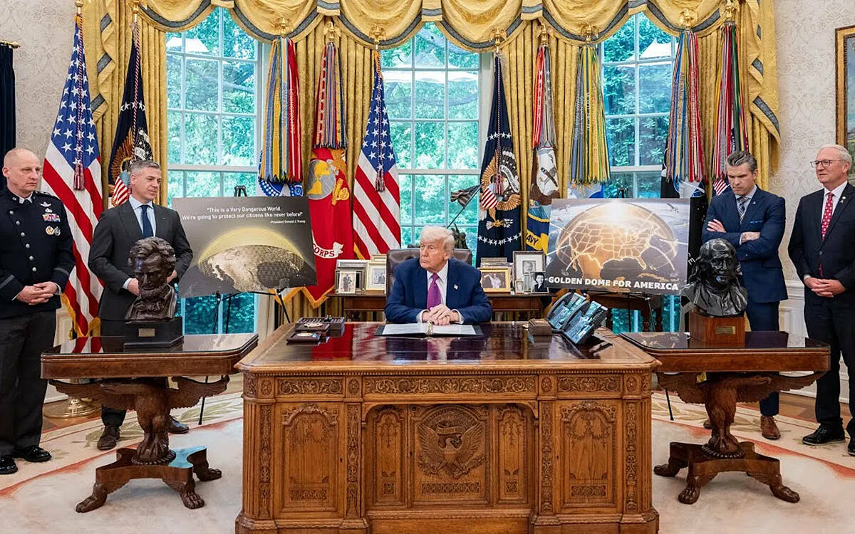 «Звездные войны»-2: что стоит за проектом США «Золотой купол» и чем он угрожает России