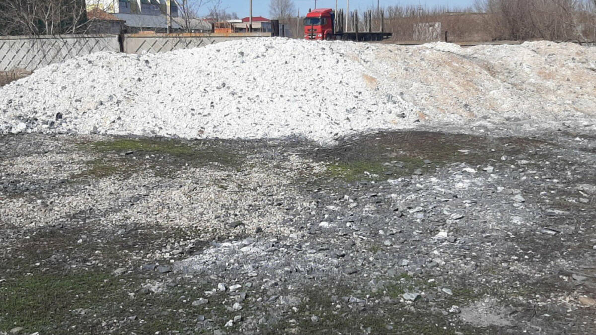 В Заинске выявлена свалка отходов каменноугольной смолы