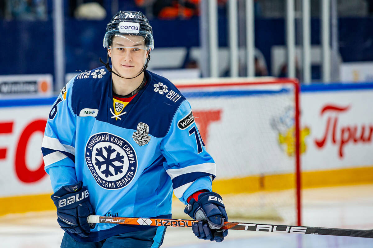 «Сибирь» продлила контракт с Тимуром Ахияровым