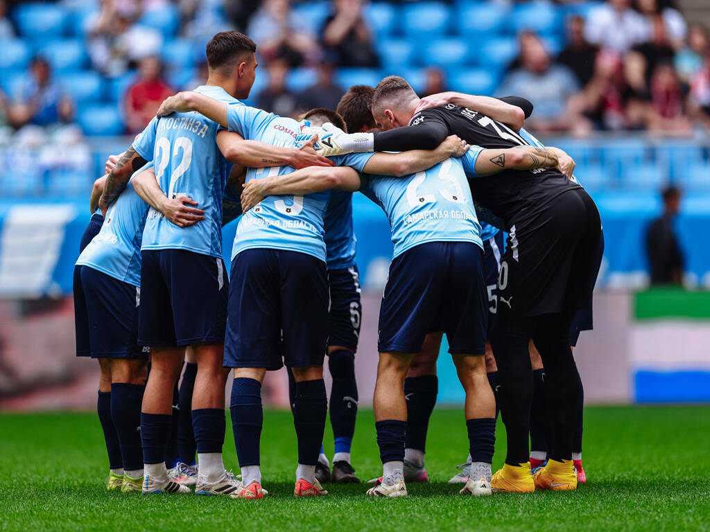 На краю между жизнью и смертью: «Крылья Советов» прошли лицензию РПЛ, но что будет дальше