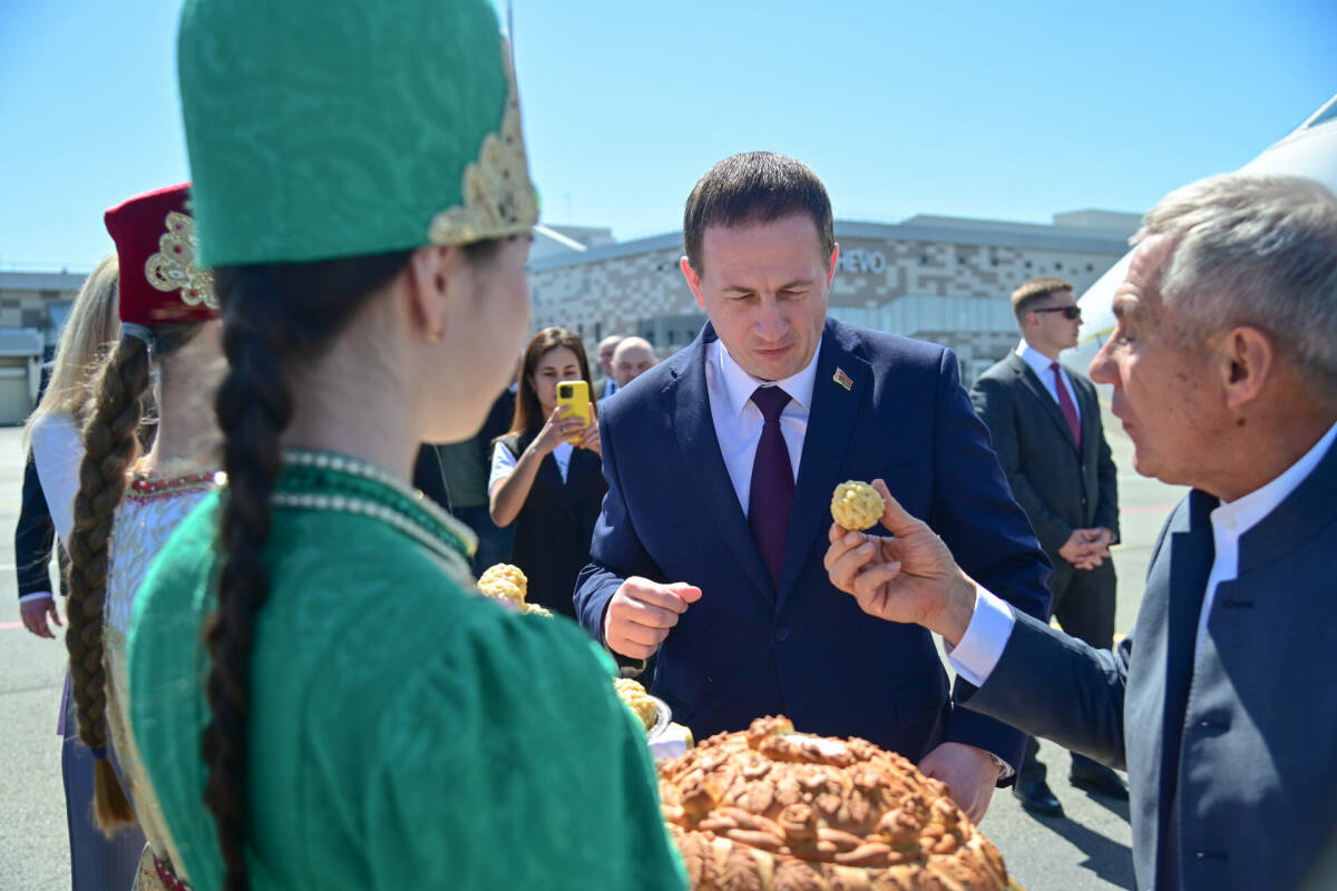 Тест-драйв КАМАЗа, топливо и роботы: что Премьеру Беларуси Турчину показали в Татарстане