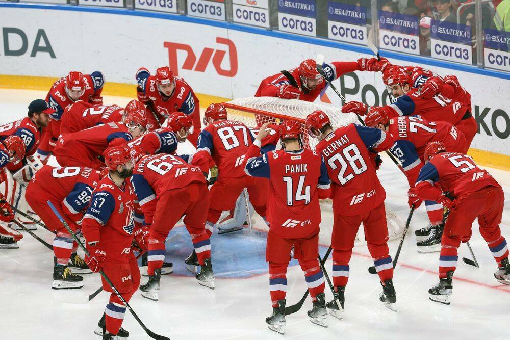 Хоккеисты «Локомотива» получили по 10 млн рублей за победу в Кубке Гагарина