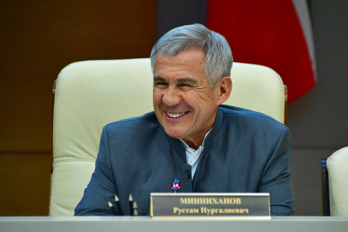 Рустам Минниханов вновь возглавил Совет директоров «Татнефтехиминвест-холдинга»