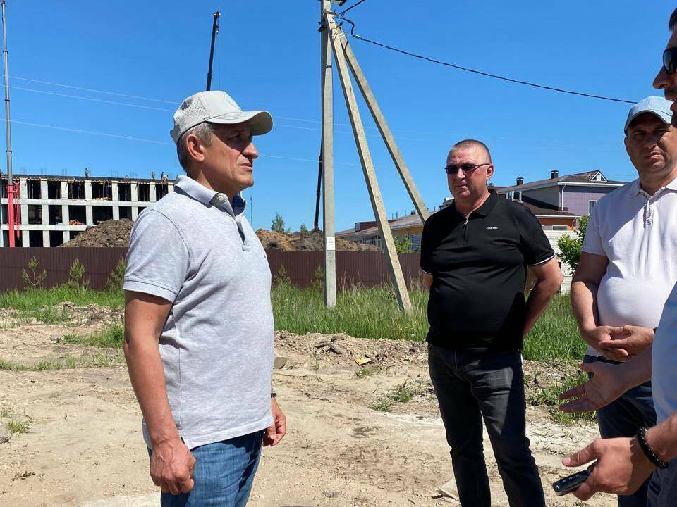 В Сокурах решают проблему второй смены – строят новый корпус школы