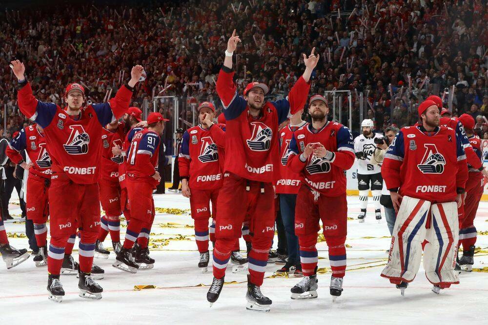 Чествование «Локомотива» пройдет в августе