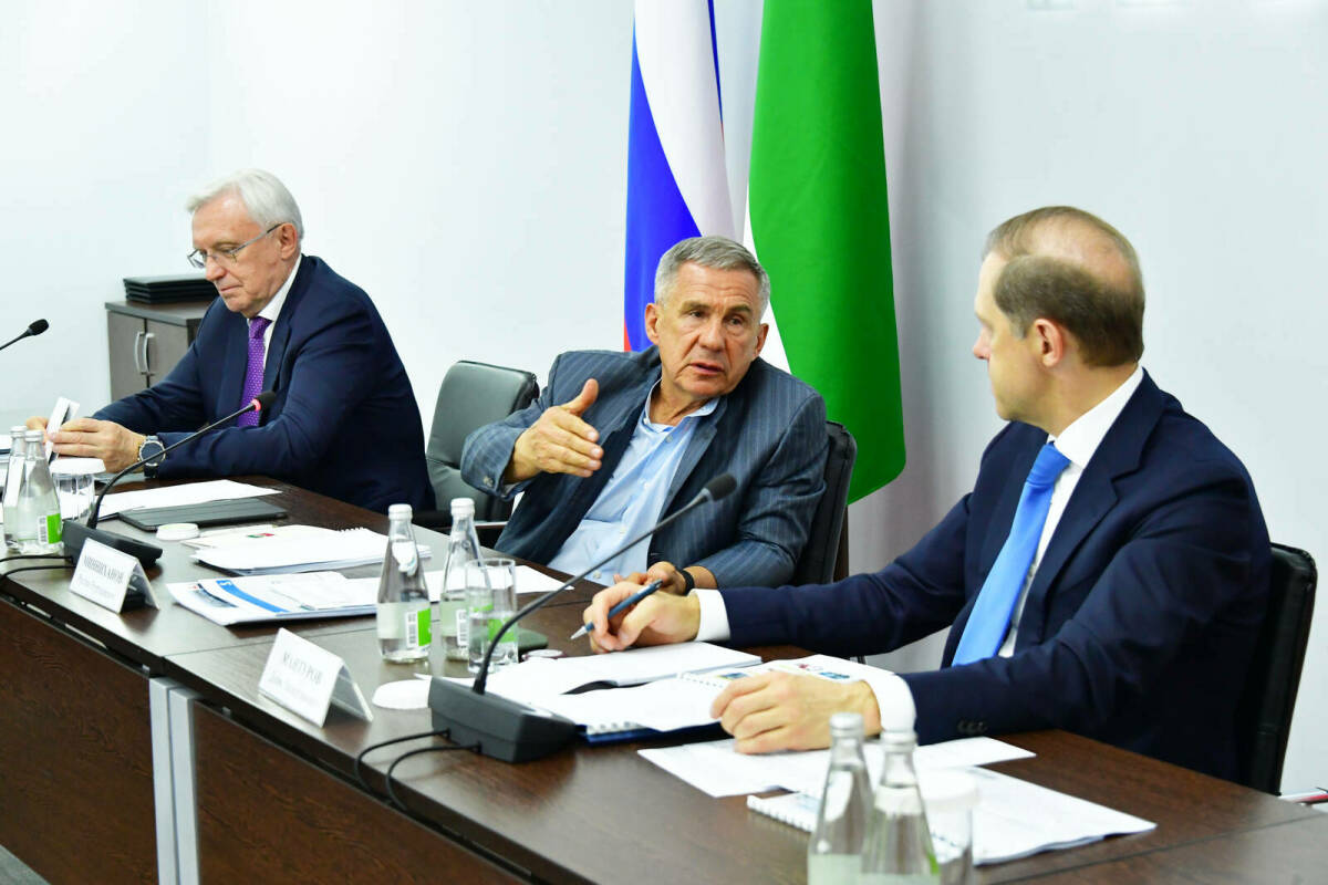 Мантуров и Минниханов обсудили подготовку к празднованию 400-летия Челнов
