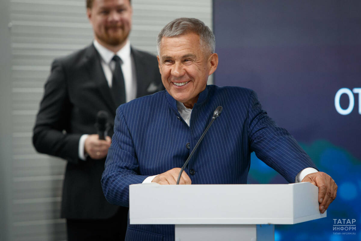 Минниханов: Курбан-байрам и День русского языка нужно провести на высшем уровне